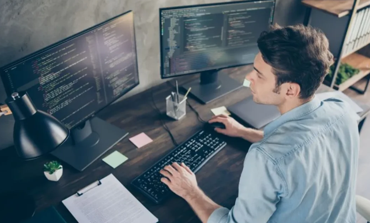 O programador 2.0: Como a IA está transformando o mercado de tecnologia